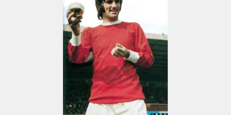 8 futbollistë që mbetën trokë pasi u tërhoqën nga sporti