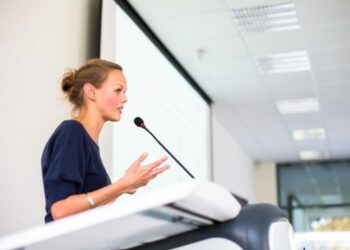 Gjestet me duar ju ndihmojnë në të folurit në publik