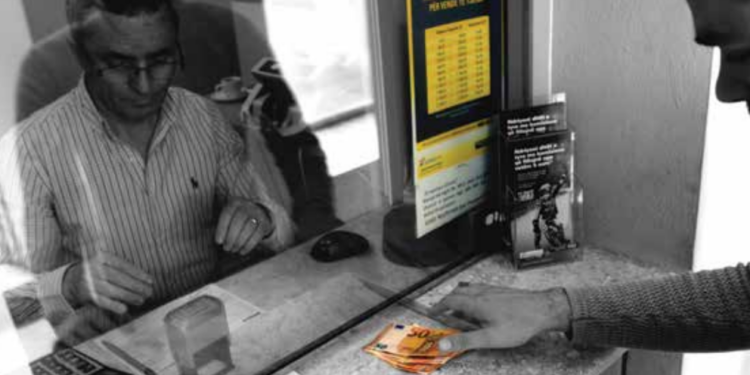 Varësia nga emigrantët