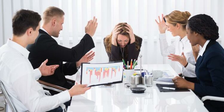 Veset që nuk duhet të shfaqni në punë