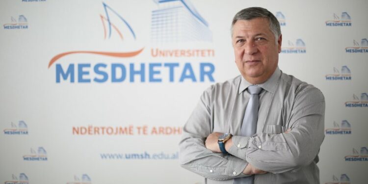 Librat më të mirë të biznesit të rekomanduar nga sipërmarrës të famshëm