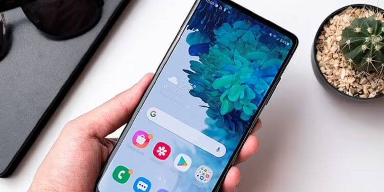 Kujdes! Ky virus në Android ju vjedh të dhënat e bankës