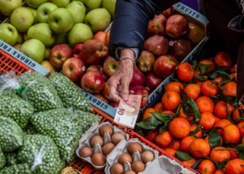 Inflacioni në rënie në Eurozonë, por kriza e çmimeve dhe lufta ende nuk kanë mbaruar