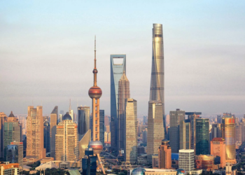 Kompania kineze do të paguajë punonjësit për të pasur fëmijë