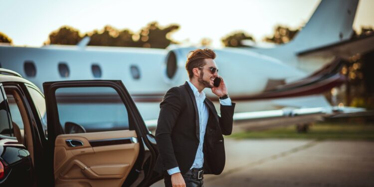 5 gjëra për të cilat të pasurit nuk shpenzojnë kurrë para