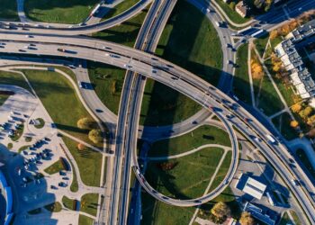 Inteligjenca Artificiale përdoret në monitorimin e mjeteve në rrugë