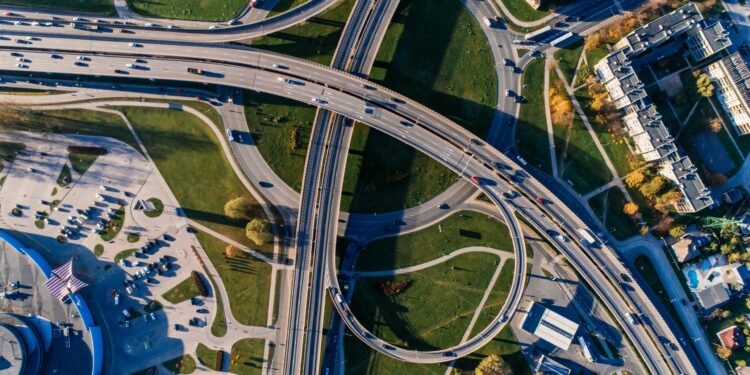 Inteligjenca Artificiale përdoret në monitorimin e mjeteve në rrugë