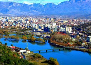 Bumi turistik i Shkodrës, nënkryetari i Bashkisë: Ka mangësi nga sezonet e shkuara, e nisëm me shërbimet bazë