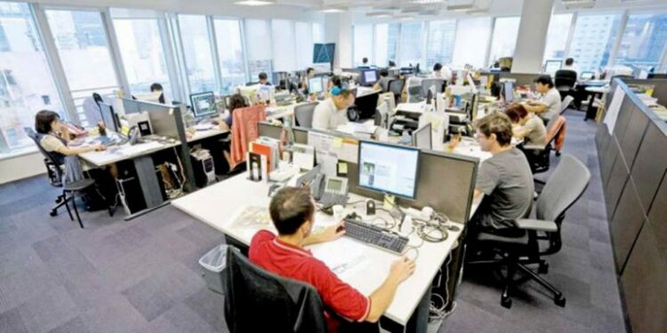 Skandali/ Administrata nuk paguan sigurimet e punonjësve