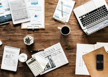 Si të hapni një biznes, ndërkohë që bëni një punë me kohë të plotë