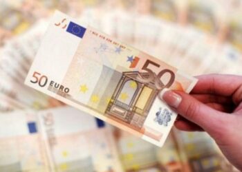 Rekuperon euro, kapërcen 109 lekë në tregun e këmbimit. Arsyet