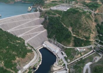 Viti i mbarë për KESH, reshjet shndërrojnë Shqipërinë në eksportues neto energjie