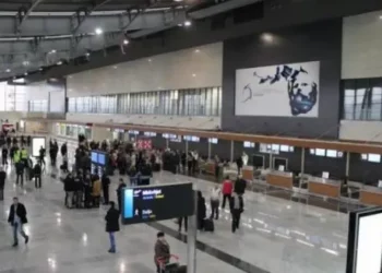 A ju ka ndodhur t’ju vonohet fluturimi? Ju keni të drejtë në kompensim financiar