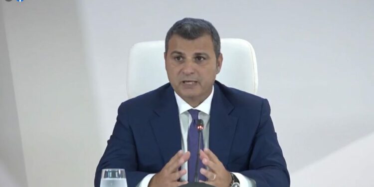 Deklarata e Guvernatorit: Mund të ndërhymë në tregun valutor, nëse luhatjet vazhdojnë