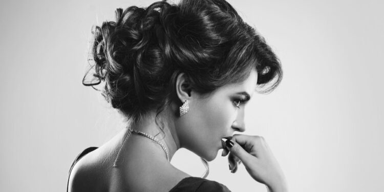 Nga varet suksesi, nga personaliteti apo inteligjenca?