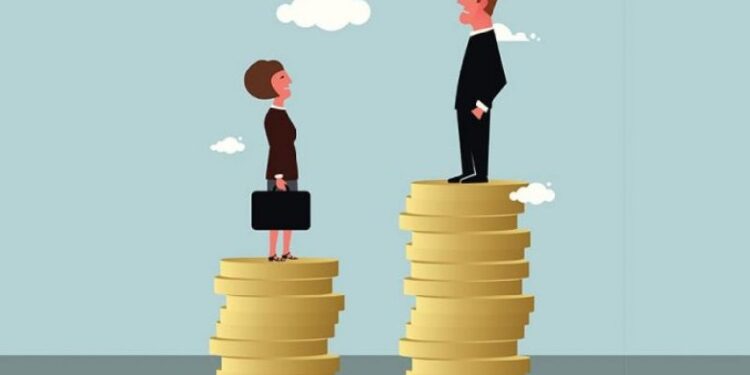 Pabarazia gjinore drejt zbutjes, por hendeku mbetet i madh