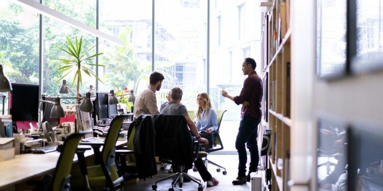 Kur punonjësit bëjnë më shumë gabime në punë?