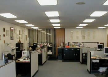 Kalendari/ Pagat 900 euro për sektorin publik, gjysma e rritjes në dhjetor 2023, tjetra në dhjetor 2024