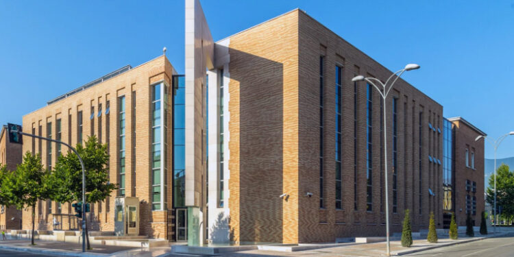 Banka e Shqipërisë miraton rregullore të re për kreditë e pasurive të patundshme