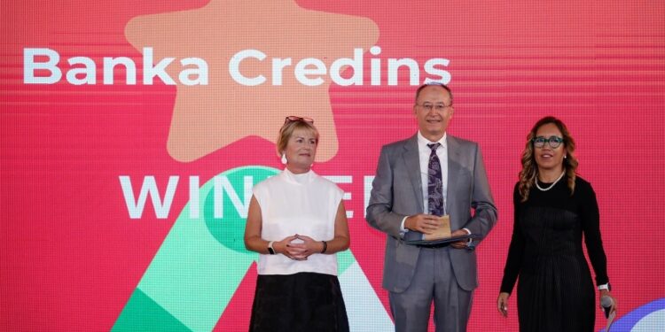 UNDP vlerëson me çmim të parë Credins bank për kontribut të lartë në zhvillimin e shoqërisë shqiptare!