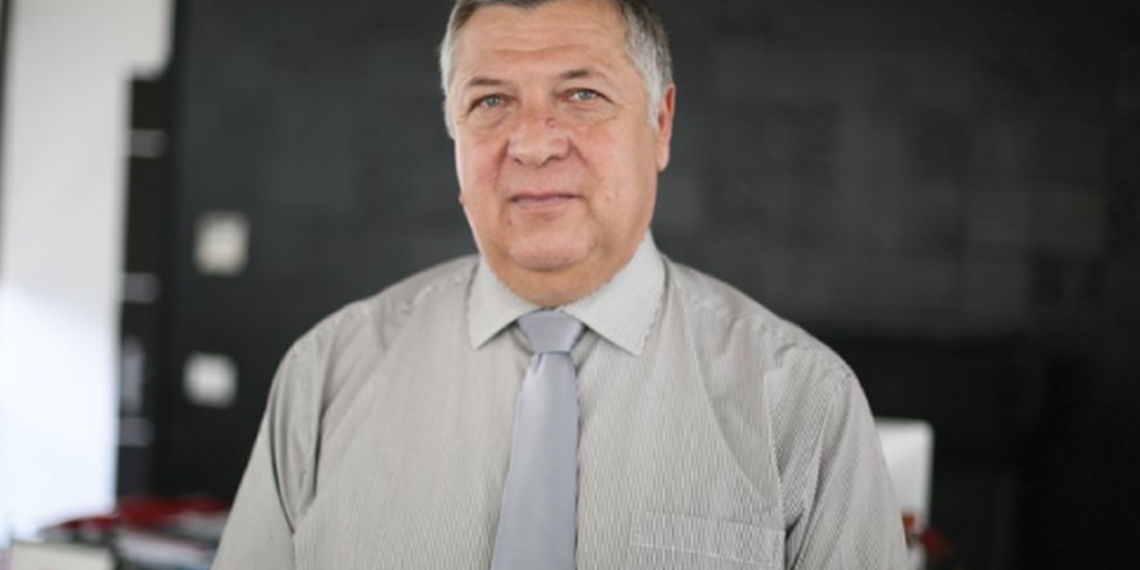 Domosdoshmëria dhe përfitimet e aplikimeve të AI në menaxhimin e bizneseve