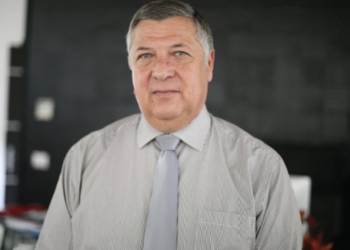 Domosdoshmëria dhe përfitimet e aplikimeve të AI në menaxhimin e bizneseve