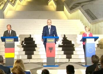 Mbyllet Samiti/ 6 mld euro “në lojë”,  Von der Leyen e prerë: Nuk ka fonde pa reforma