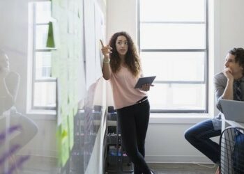 6 shenja se po e çoni dëm jetën tuaj