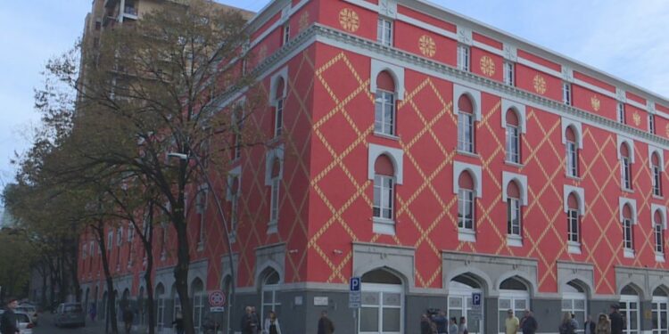 Raporti i KLSH: Institucionet, 182 milionë euro humbje në buxhet për 8 mujorin