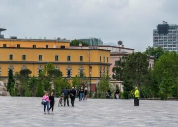 Rritje pa mirëqenie; BB: Shqipëria i ngadalësoi ritmet për arritjen e standardeve të BE-së, ndryshe nga rajoni