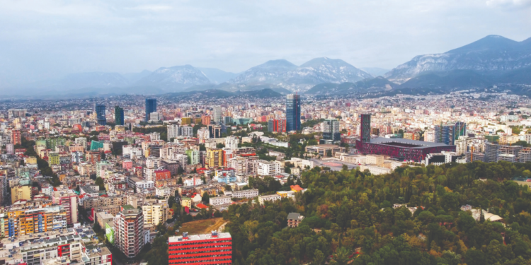 Çmimet dhe interesat e larta ulin kërkesën për blerje apartamentesh