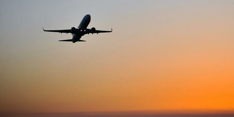 Konkurrenca ul ndjeshëm biletat e avionëve, deri në 10-15 euro, por mos i lini për ditën e fundit