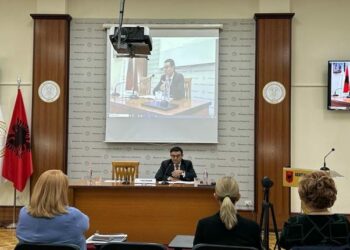 Akademia e Shkencave, forum mbi sfidat e turizmit për një edukim cilësor dhe digjitalizim