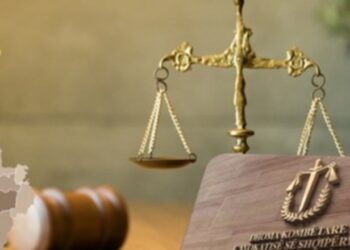 Harta e re gjyqësore rriti deri në 30% tarifat për avokatët; Juristët paralajmërojnë shtrenjtim tjetër të çmimeve nga ndryshimi i taksimit për profesionet e lira