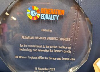 Dhoma e Biznesit të Diasporës Shqiptare vlerësohet për mbështetjen e grave dhe vajzave