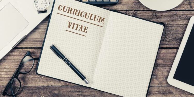 Pse nuk duhet të gënjeni në CV-në tuaj