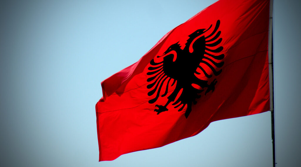 Sot 111 vjetori i Pavarësisë së Shqipërisë, festohet në të gjithë vendin