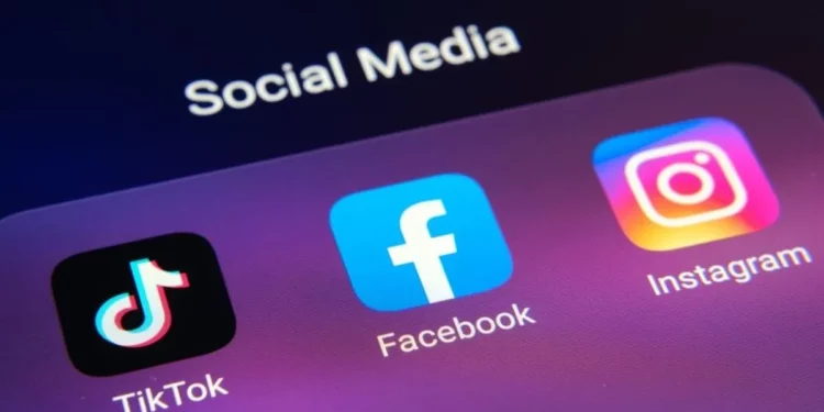 Instagram është platforma e preferuar mes përdoruesve të mediave sociale, përpara Facebook dhe TikTok