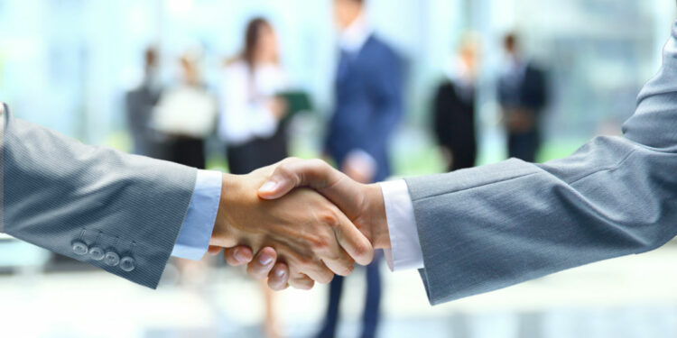 “Shteti i burrave”, gratë në Kosovë zotërojnë vetëm 15 për qind të pronave