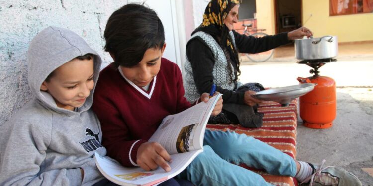 Strategjia e re e mbrojtjes sociale, grupet që do përfitojnë mbështetje deri në vitin 2030