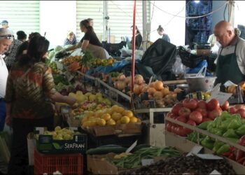 Inflacioni zbret në tetor në 3.8%, mbetet ende e lartë rritja e çmimeve tek ushqimet