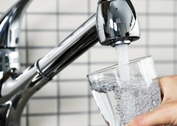 Problemet me ujin e pijshëm, qeveria bën gati ligjin e ri për disiplinimin e sektorit