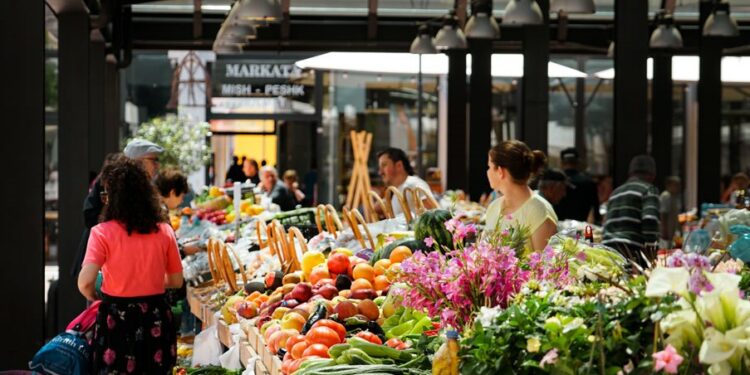 Bizneset dhe qytetarët nuk janë optimistë për ekonominë, me besim vetëm ndërtimi