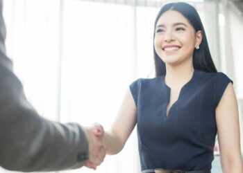 Pamja e jashtme luan një rol të rëndësishëm, veçanërisht në punë