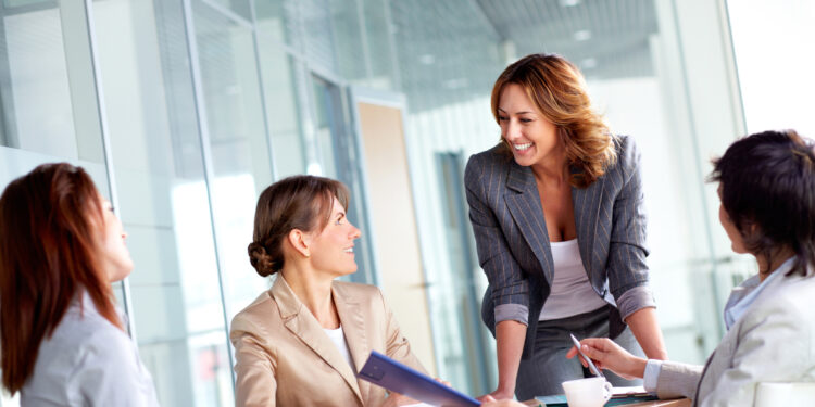 Gratë janë lidere më të mira sesa burrat