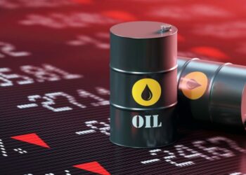 Cmimi i naftës zbret drejt 78 dollarëve, por tregjet mbeten të pastabilizuar