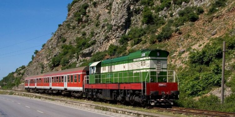 Rikthehen trenat/ 62 milionë euro nga KE për një tjetër linjë hekurudhore pas Tiranë-Durrës