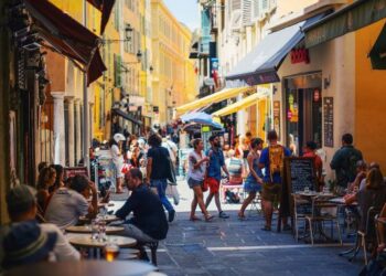 Rregullat më të çuditshme turistike të Europës në vitin 2023