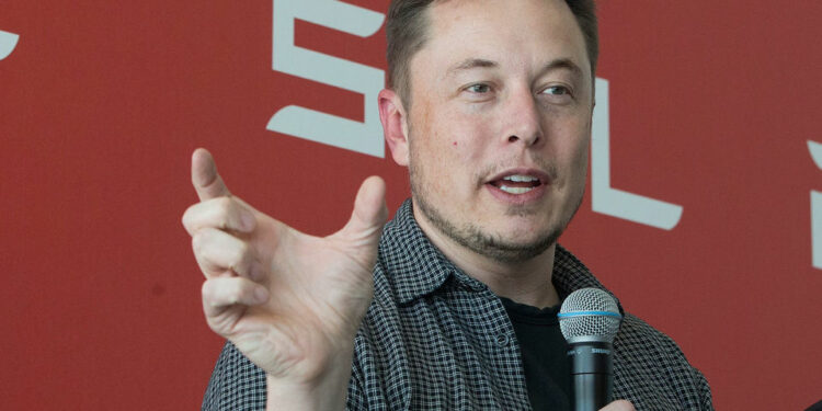 Filozofia e miliarderit Elon Musk për ta bërë ekipin efikas