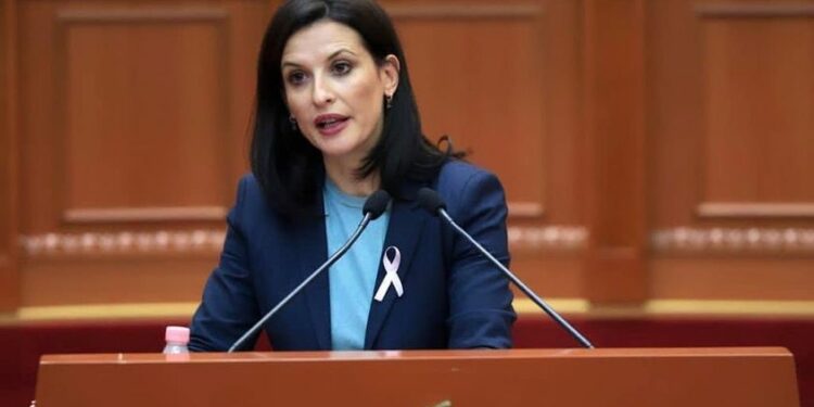 Vetëvrasja e 41 vjeçares në Durrës, ish ministrja e Drejtësisë, Etilda Gjonaj: Dhuna psikologjike të përfshihet si vepër penale e veçantë në Kodin Penal